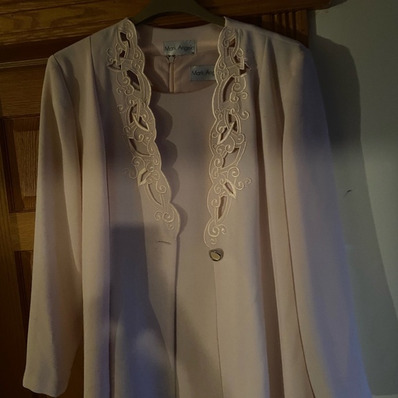 Pink Dress Set, Church / Mother-of-the-bride - Picture 2 of 4